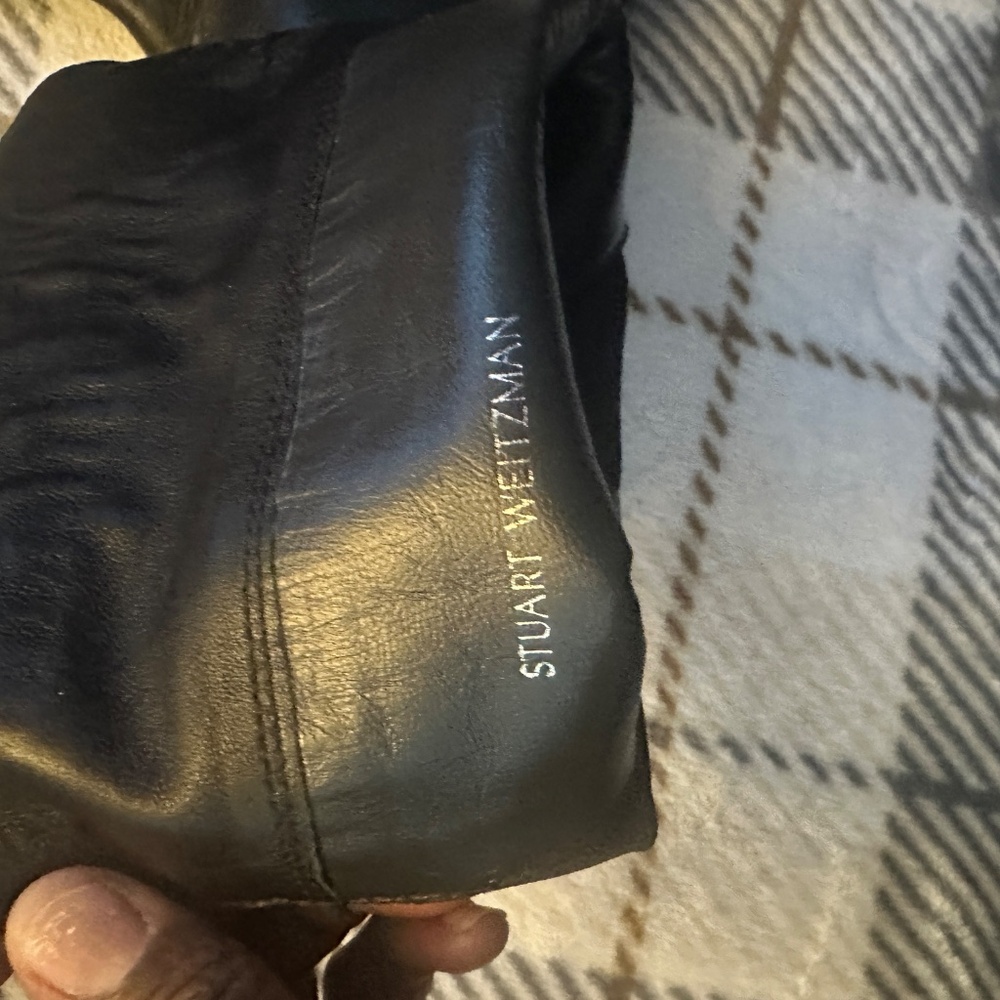 Stuart Weitzman - Picture 3 of 5